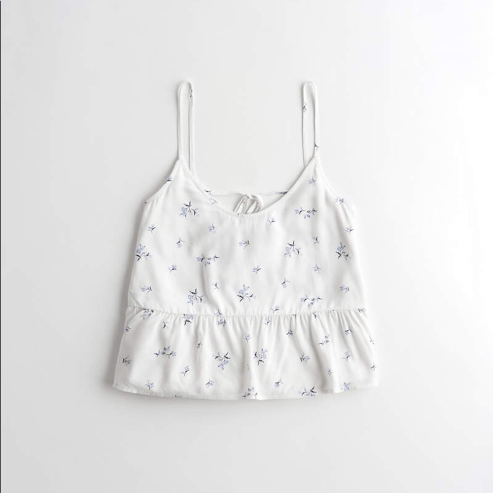 NWT HOLLISTER Tank White Floral Ruffle-Hem 💕🦕